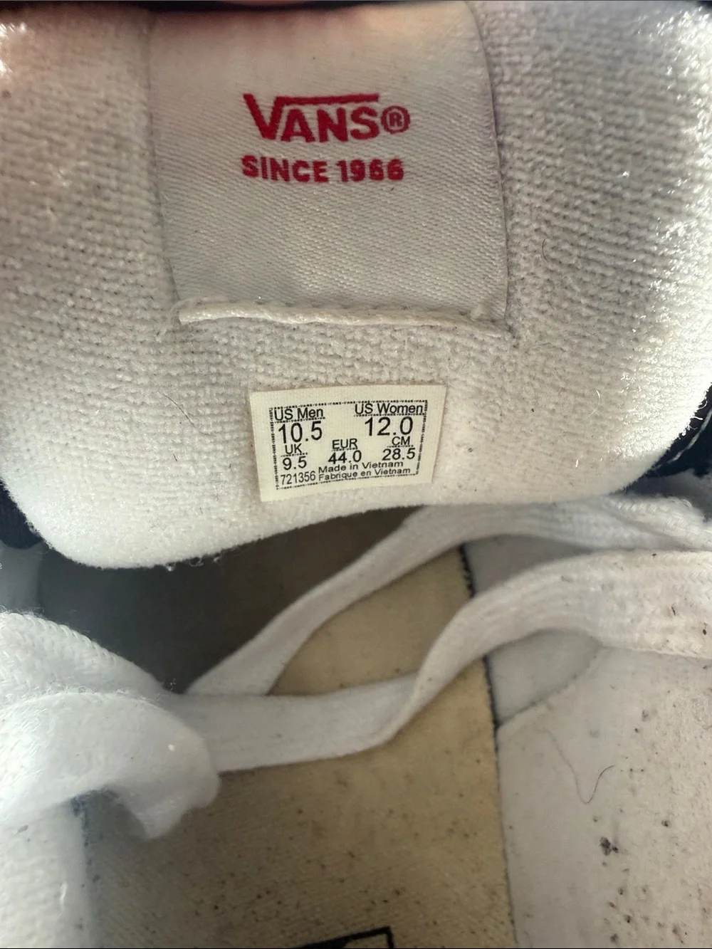 Vans- Knu Skool Shoe